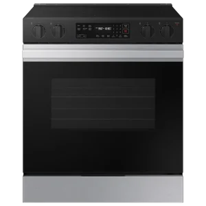 Cuisinière électrique encastrable de 6,3 pi³ avec four autonettoyant NSE6DG8100SRAC de Samsung